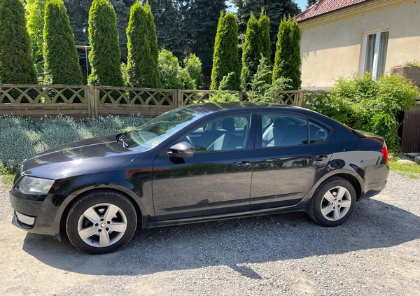 Skoda Octavia cena 29300 przebieg: 253477, rok produkcji 2014 z Wieliczka małe 497